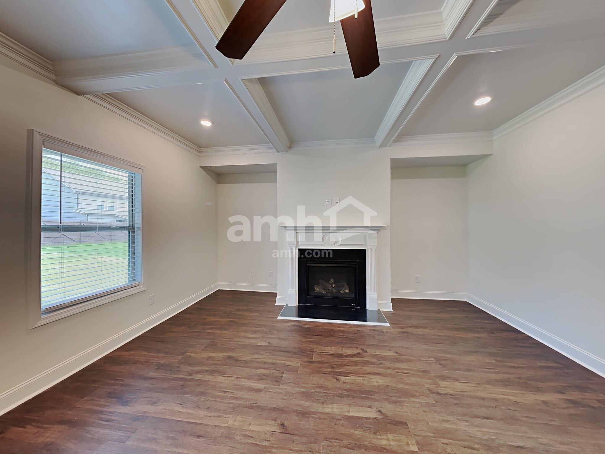 Building Photo - 146 Cottontail Ln