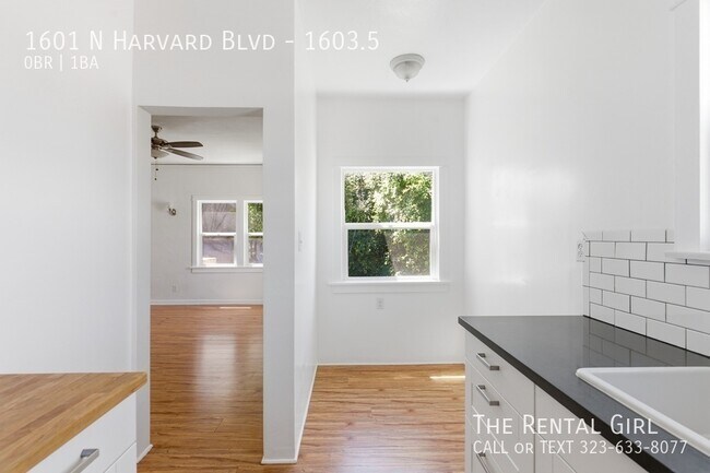 Building Photo - 1601 N Harvard Blvd
