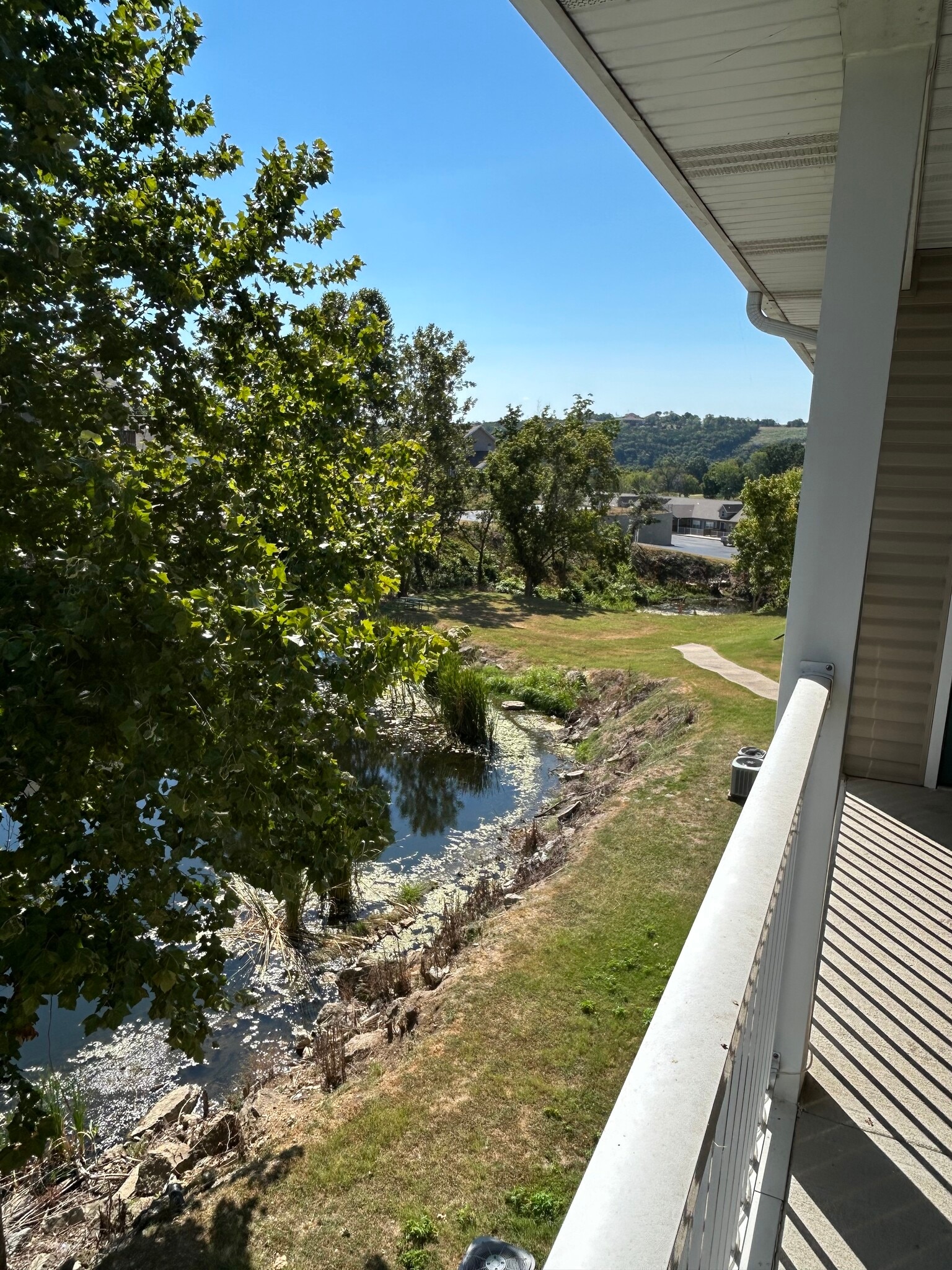 Building Photo - 34 Golfshores Dr
