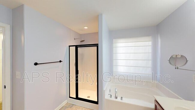 Building Photo - 2771 Timber Cove Ln