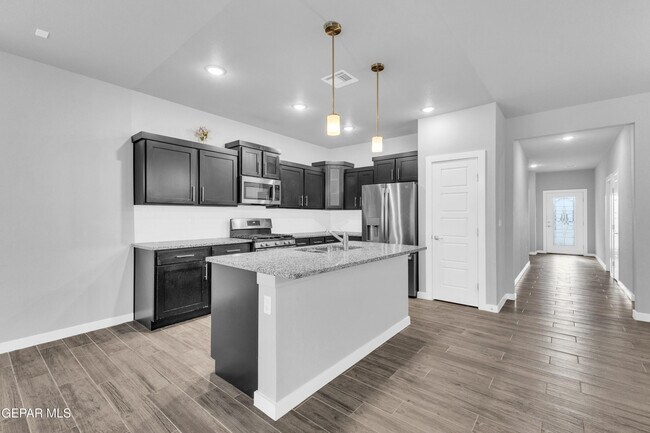 Building Photo - 11364 Santa Barbara