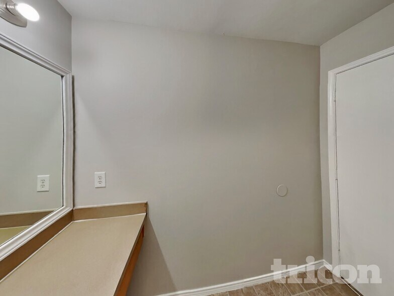Building Photo - 1403 Glens Ferry Ln