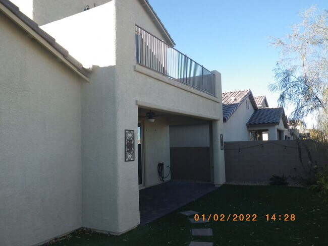 Building Photo - Beautiful 5 Bedroom House with City View