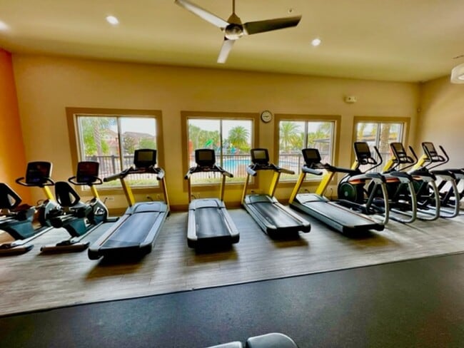 Building Photo - EAGLE CREEK LAKE NONA! WELCOME HOME! Beautiful water views! Spacious 2 story-3 bedroom 2.5 bath h...