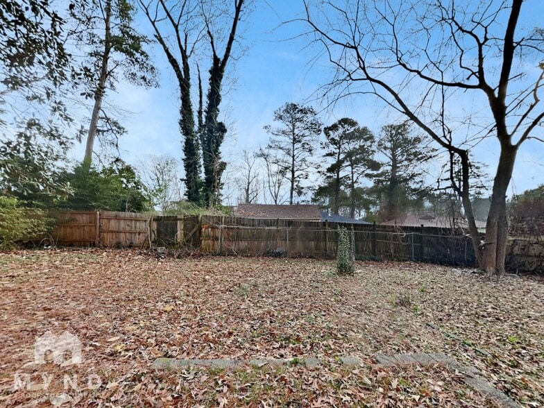 Building Photo - 2502 Barge Rd SW