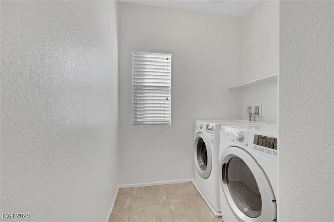 Building Photo - 1123 Bobby Basin Ave