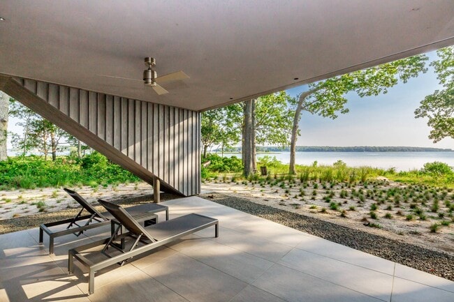 Building Photo - 47L S Ferry Rd