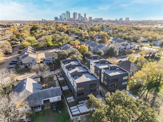 Building Photo - 1105 Poindexter St