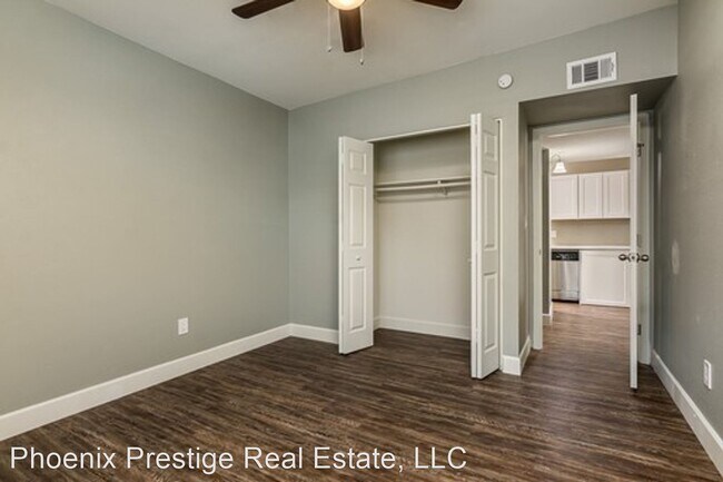 Building Photo - 1518 W Colter St