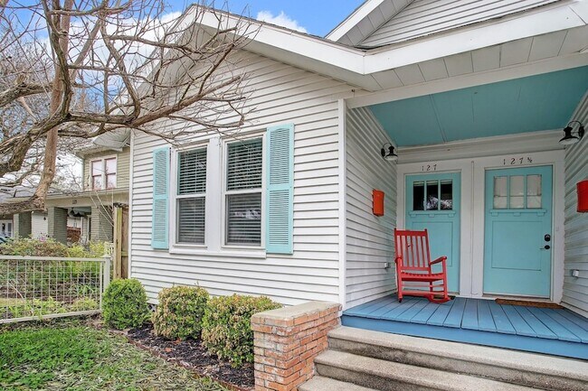 Building Photo - 127 Payne St