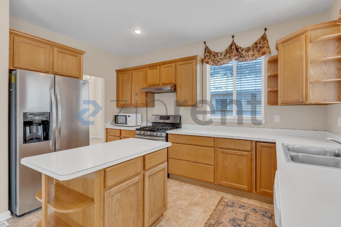 Building Photo - 17711 SE 14th St