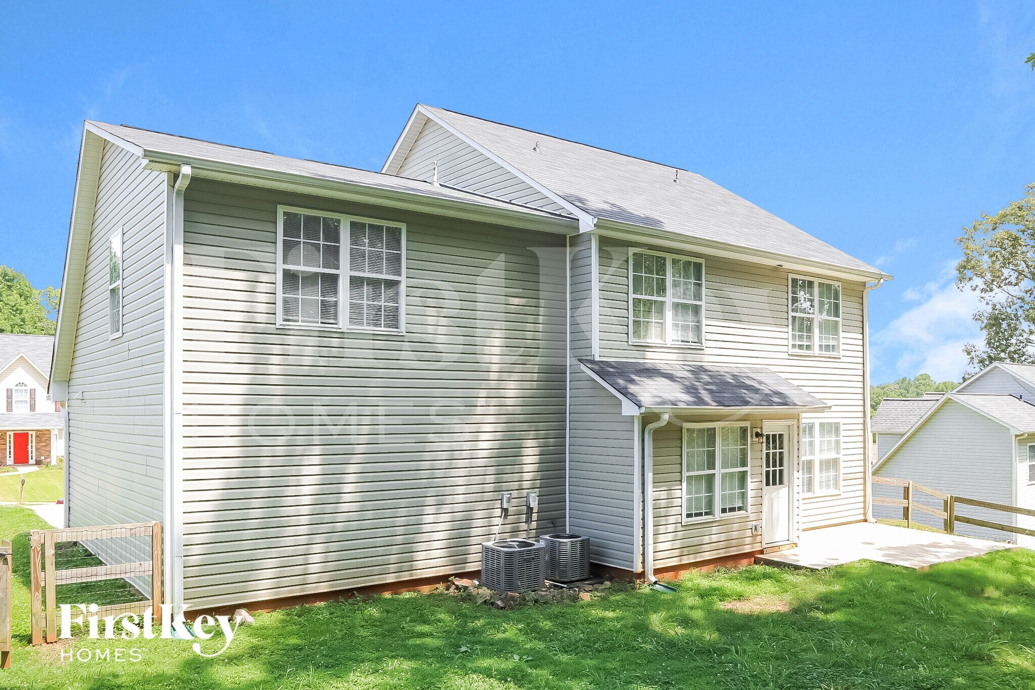 Building Photo - 444 Birchwood Dr