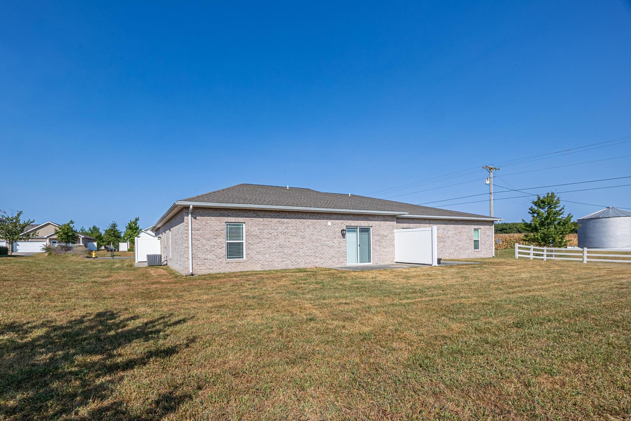 Building Photo - 4463 Downey St