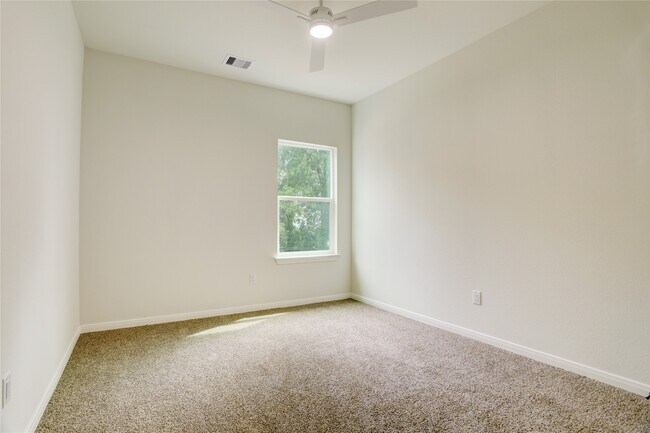 Building Photo - 8314 Williamsdell St