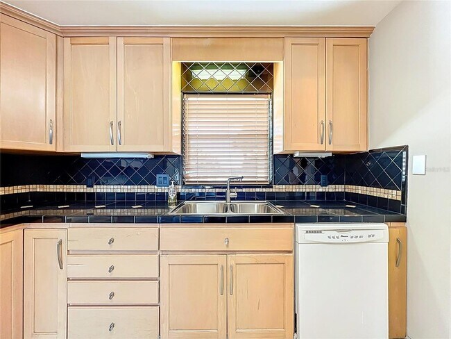 Building Photo - 3717 46th Ave S