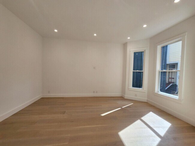 Building Photo - 759 14th St