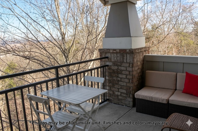 Building Photo - RENT PRICE IS FOR ENTIRE UNIT, NOT PER BEDROOM!