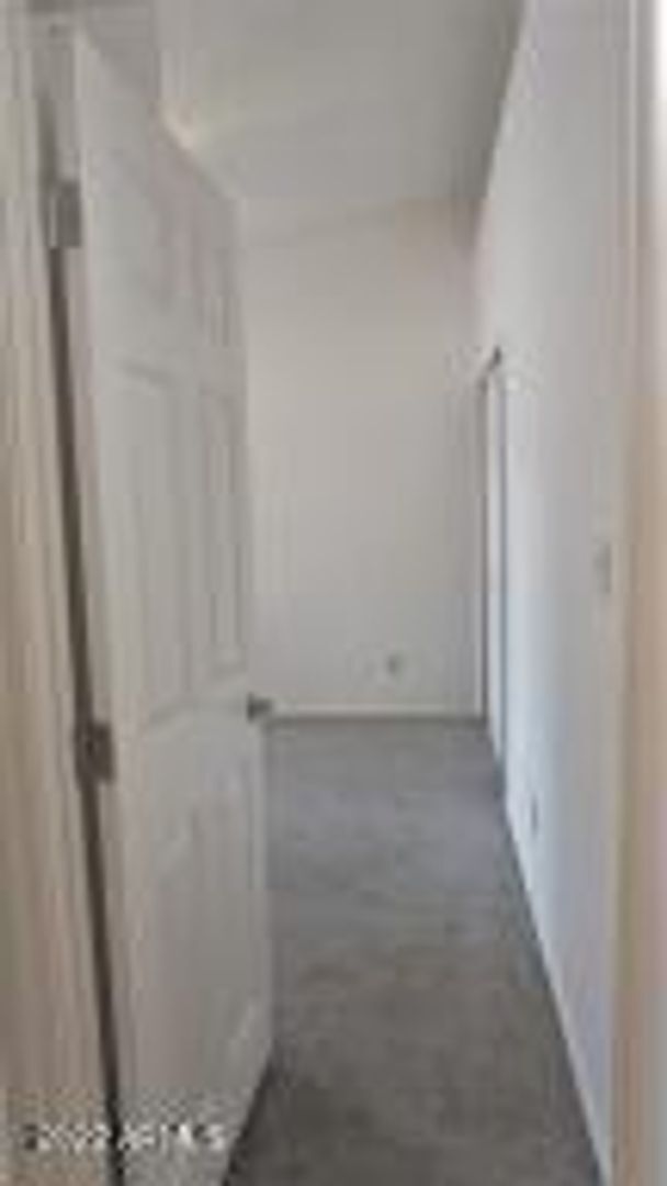 Building Photo - 2853 Northridge St