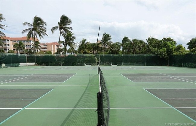 Building Photo - 1550 NE Ocean Blvd