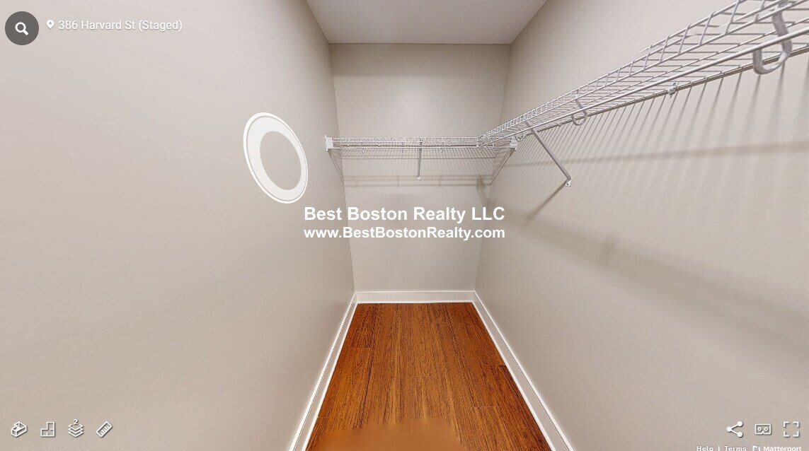 Building Photo - 386 Harvard St