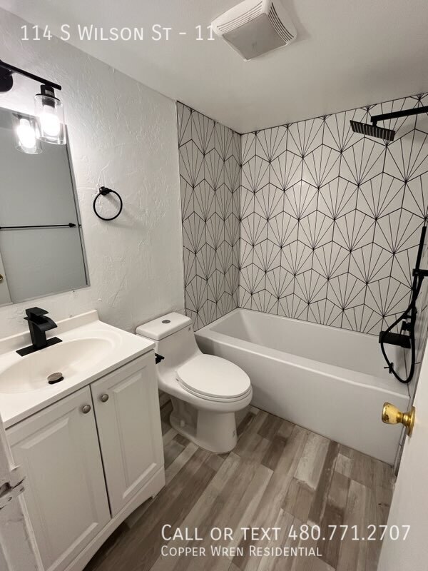 Building Photo - 114 S Wilson St