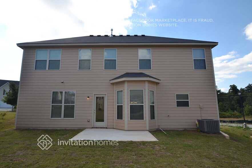 Building Photo - 4324 Grove Lake St SW