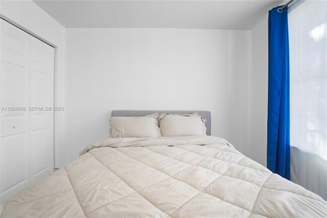 Building Photo - 11211 W Atlantic Blvd