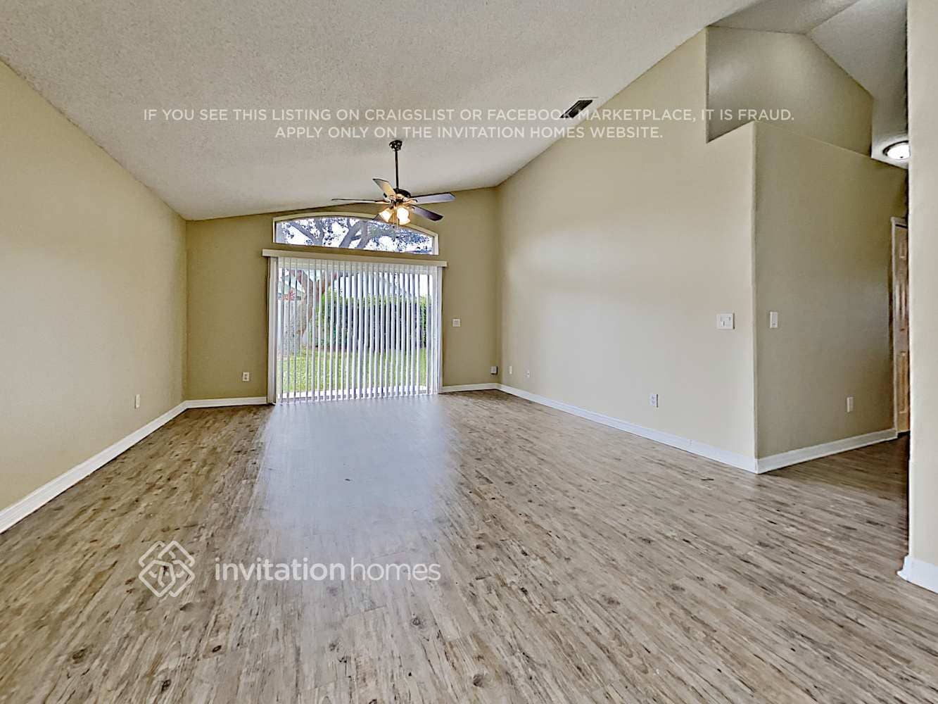 Building Photo - 5745 Los Palma Vista Dr