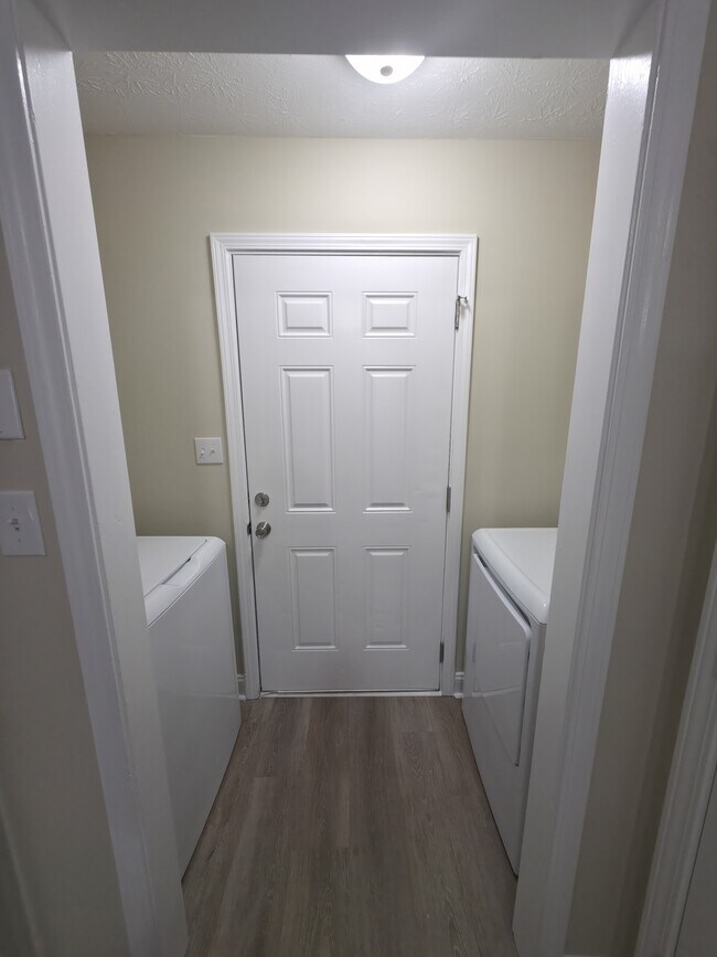 Building Photo - 171 Westchester Cir