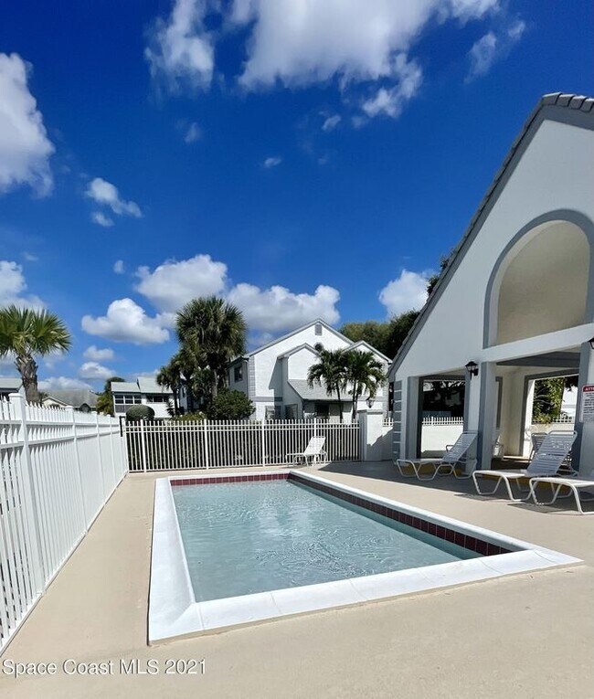 Building Photo - 135 Ocean Park Ln