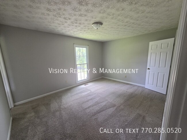 Building Photo - 985 S Lassetter Cir