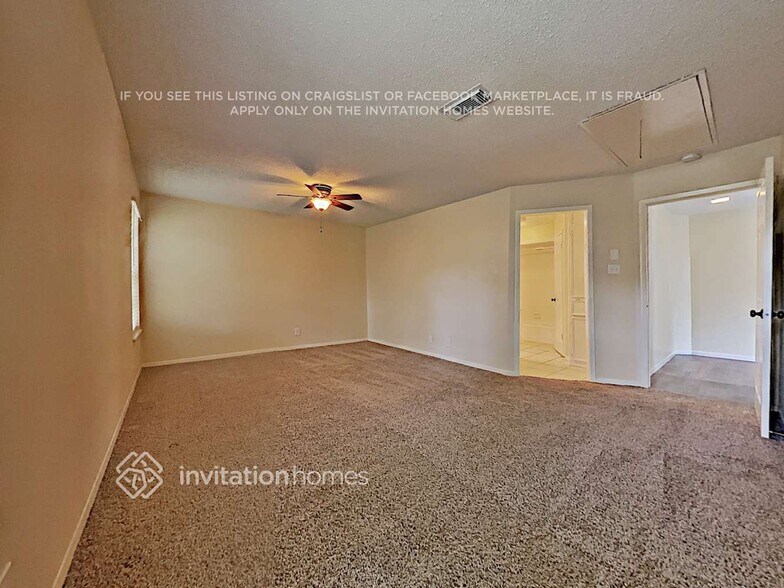 Building Photo - 13414 Pantano Dr