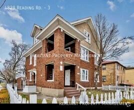 Building Photo - Charming 2-Bedroom Apartment with Vintage ...