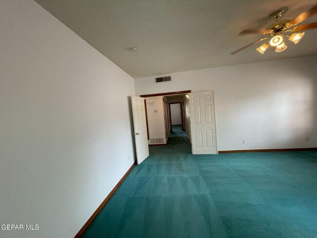 Building Photo - 6851 Rock Canyon Dr