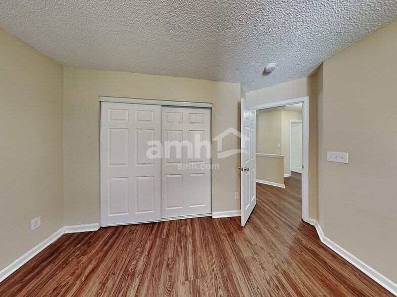 Building Photo - 3109 Teton Dr