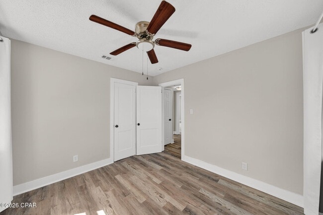 Building Photo - 1114 McKenzie Ave