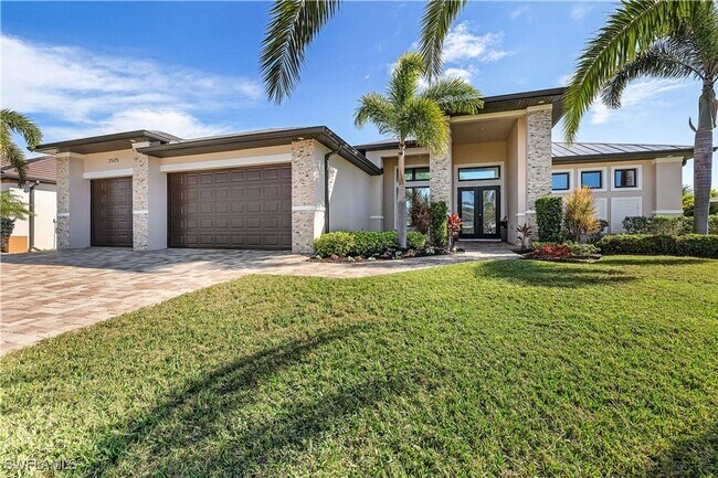 Primary Photo - 2525 SW 27th Pl