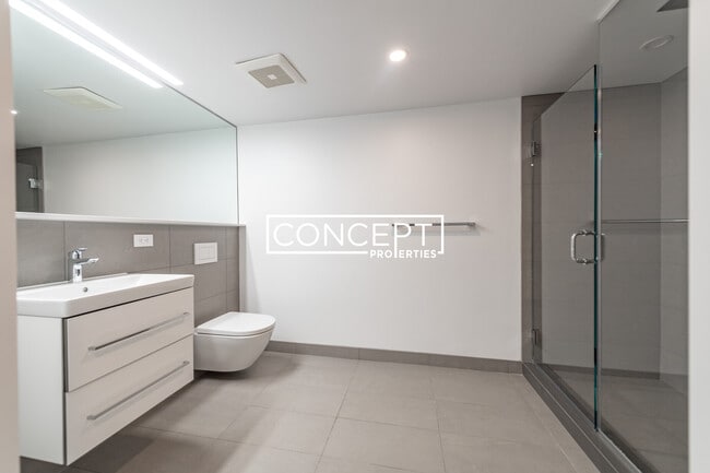 Primary Photo - 20 Fleet St