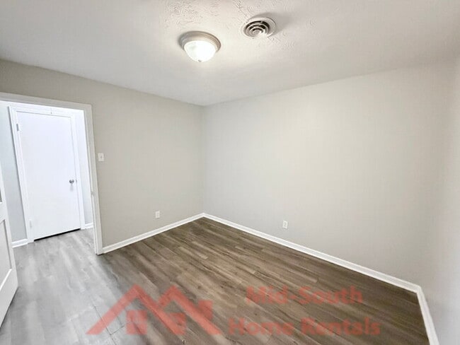 Building Photo - 5119 Horn Lake Rd