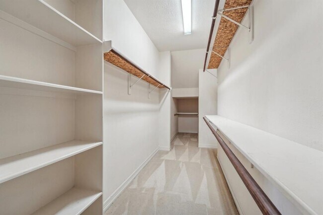 Building Photo - 12414 Calico Falls Ln