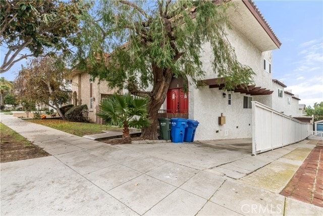 Building Photo - 619 N Lucia Ave