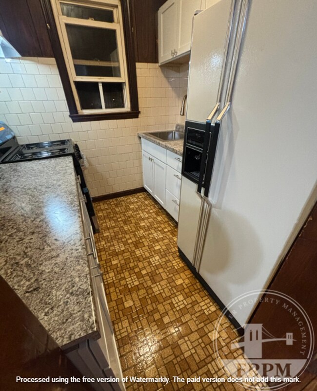 Primary Photo - 224-226 Brayton Ave