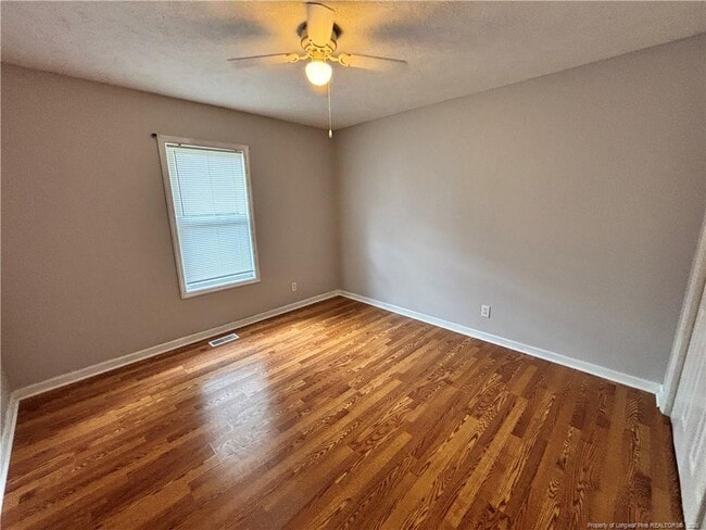 Building Photo - 3024 Coachway Dr