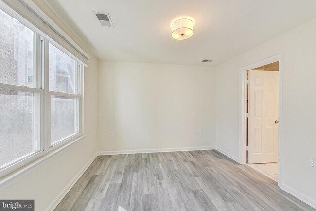 Building Photo - 15300 Diamond Cove Terrace