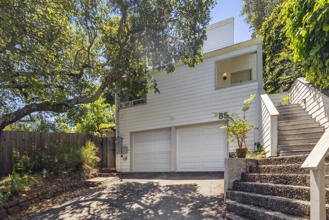 Building Photo - 85 Ridge Rd