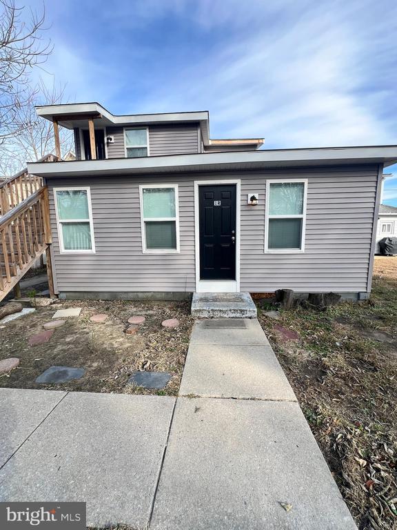 Building Photo - 220 Delsea Dr