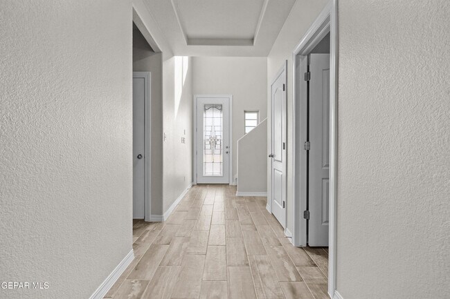 Building Photo - 7437 Schweitz Ct