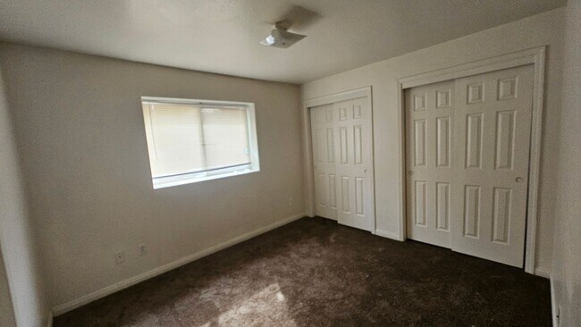 Building Photo - 723 Spring Meadow Ct