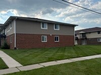 Building Photo - 1713 Nelson Rd