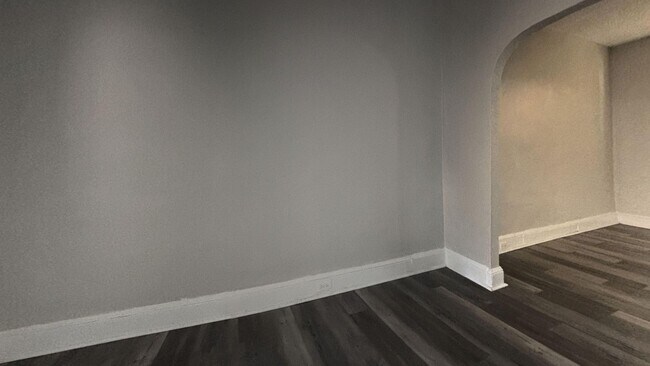 Building Photo - Quaint Two Bedroom Home in Overbrook with NEW Floors and Kitchen!